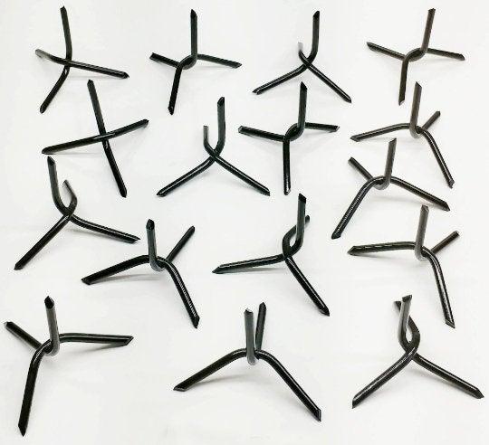 10 Large  Caltrops